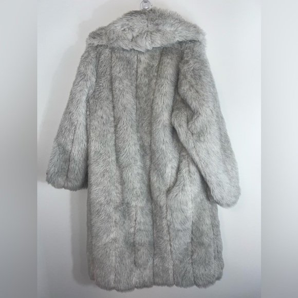 G.CASEROTTI acrylic fur coat medium - Picture 16 of 16